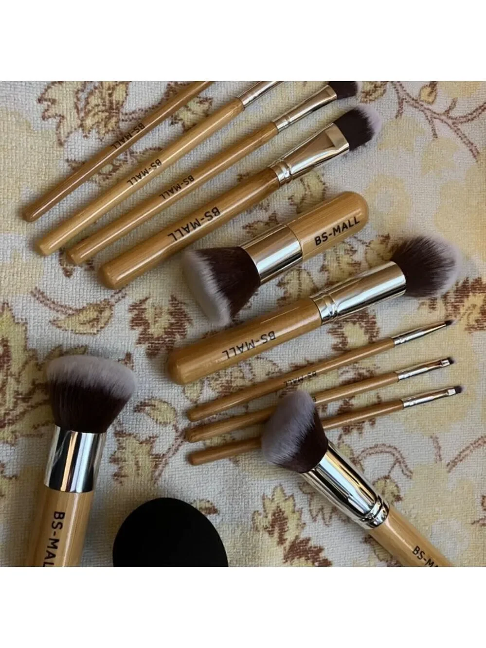 Small Makeup Brush Set 11Pcs Bamboo Synthetic Kabuki Brush Set
